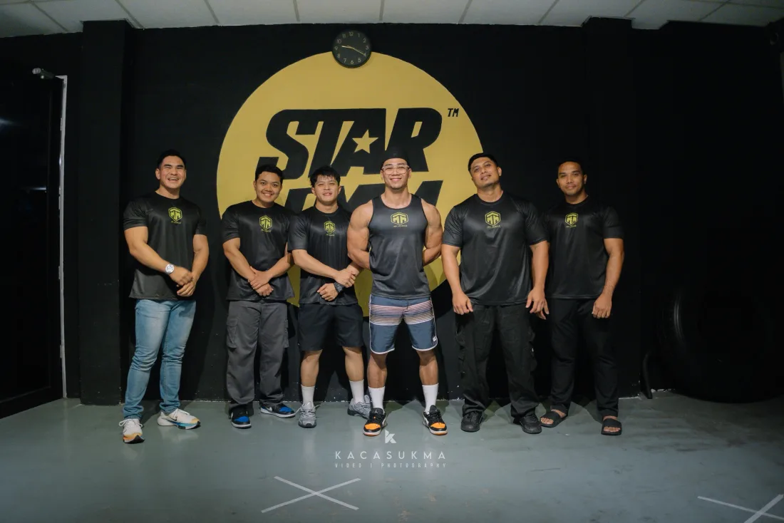 Star Gym coaching team group photo